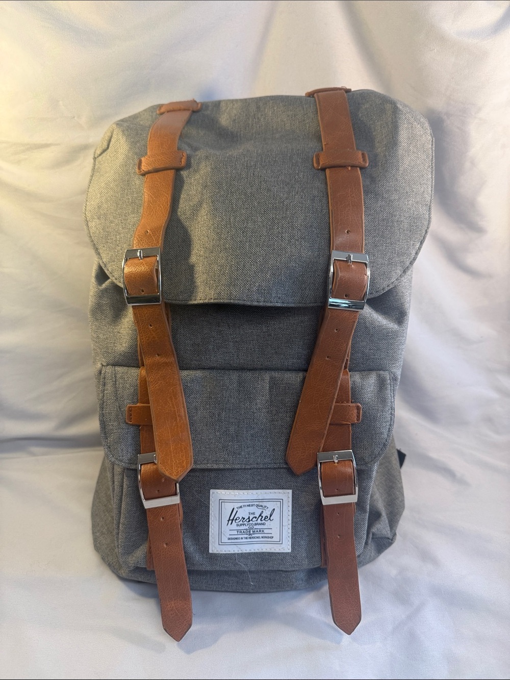 Herschel Supply Company LIKE NEW AGrey Backpack with Brown Leather Straps